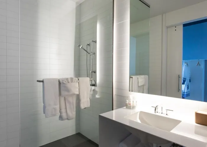 Hotel Revel 4*