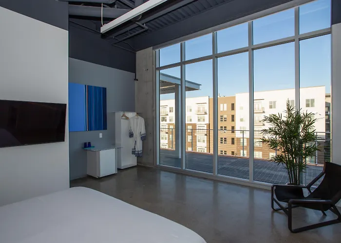 Revel 4* Fort Worth