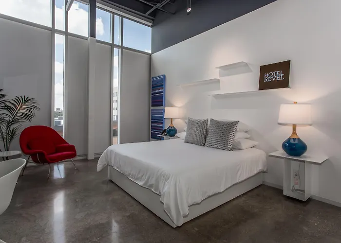 Revel Hotel 4*