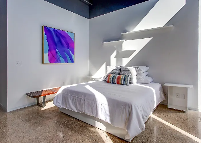 Hotel Revel 4*